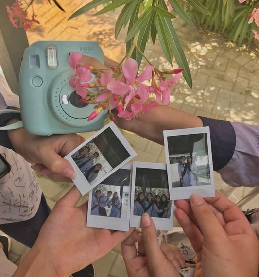 Customizable Polaroids