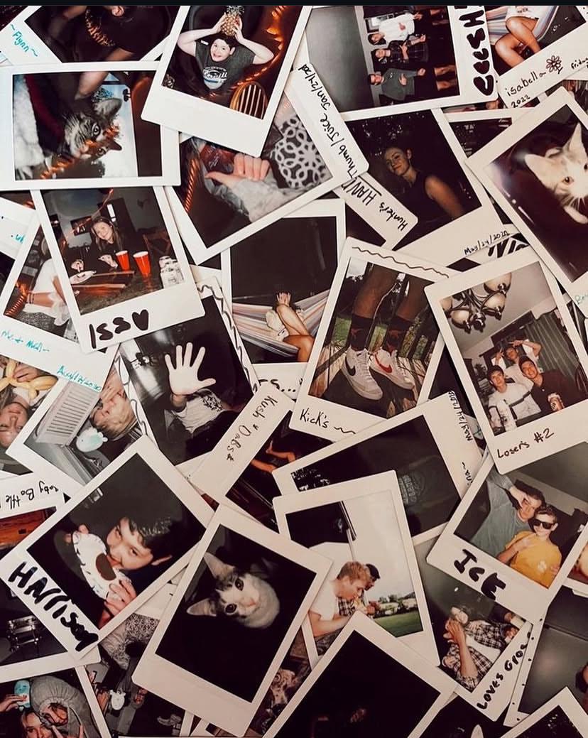 Customizable Polaroids